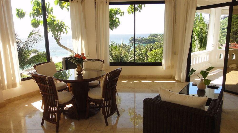 Argonauta Boracay Boutique With And Yapak