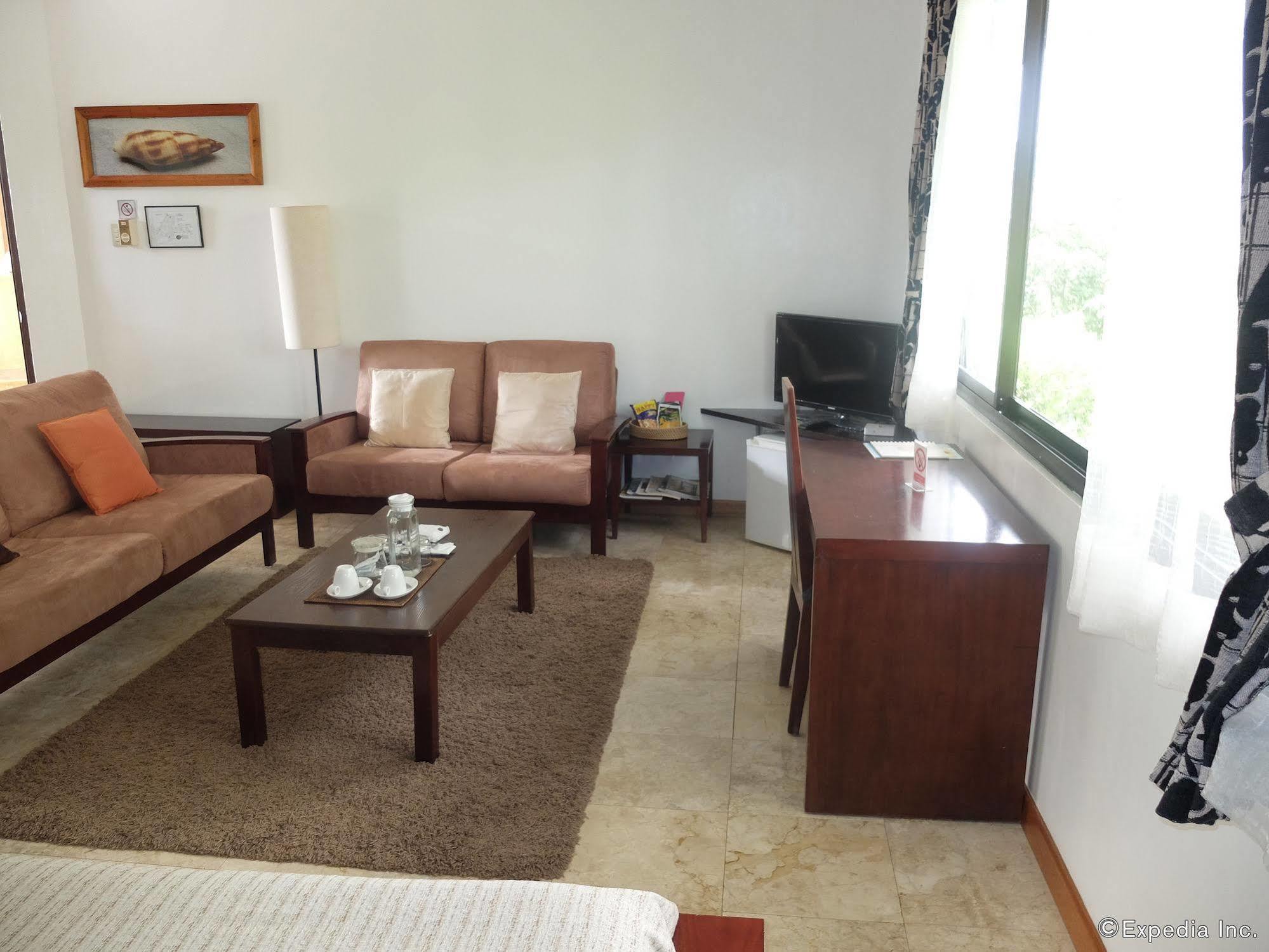 Argonauta Boracay Boutique With And Hotel 3*