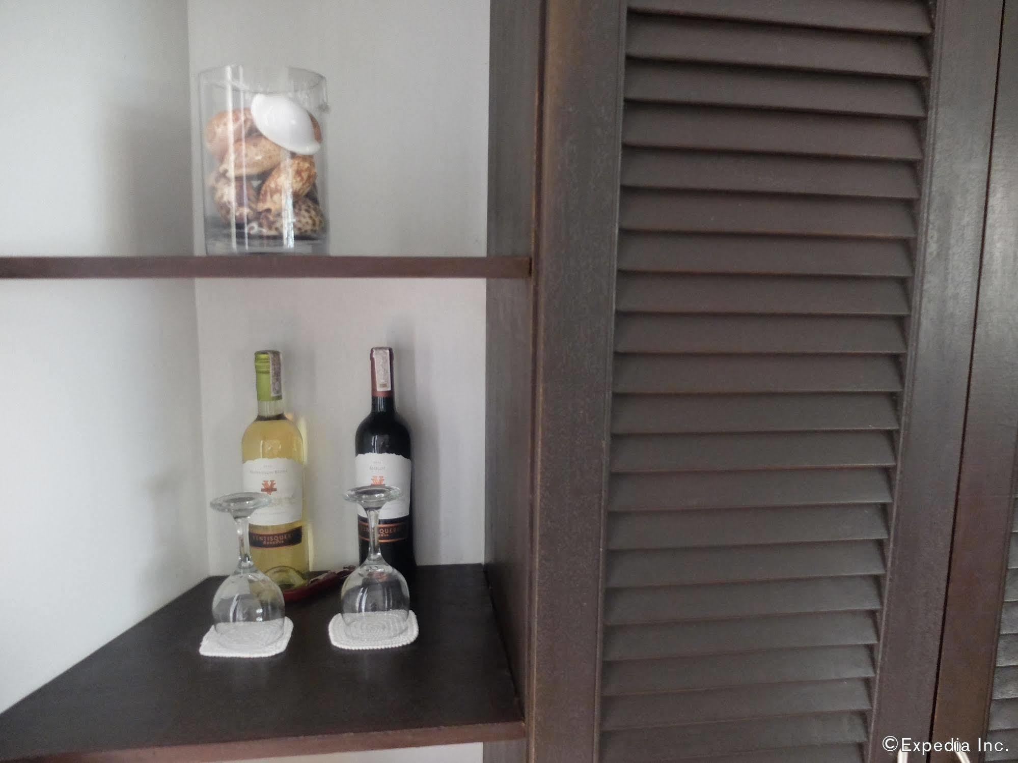 Argonauta Boracay Boutique With And Hotel 3*